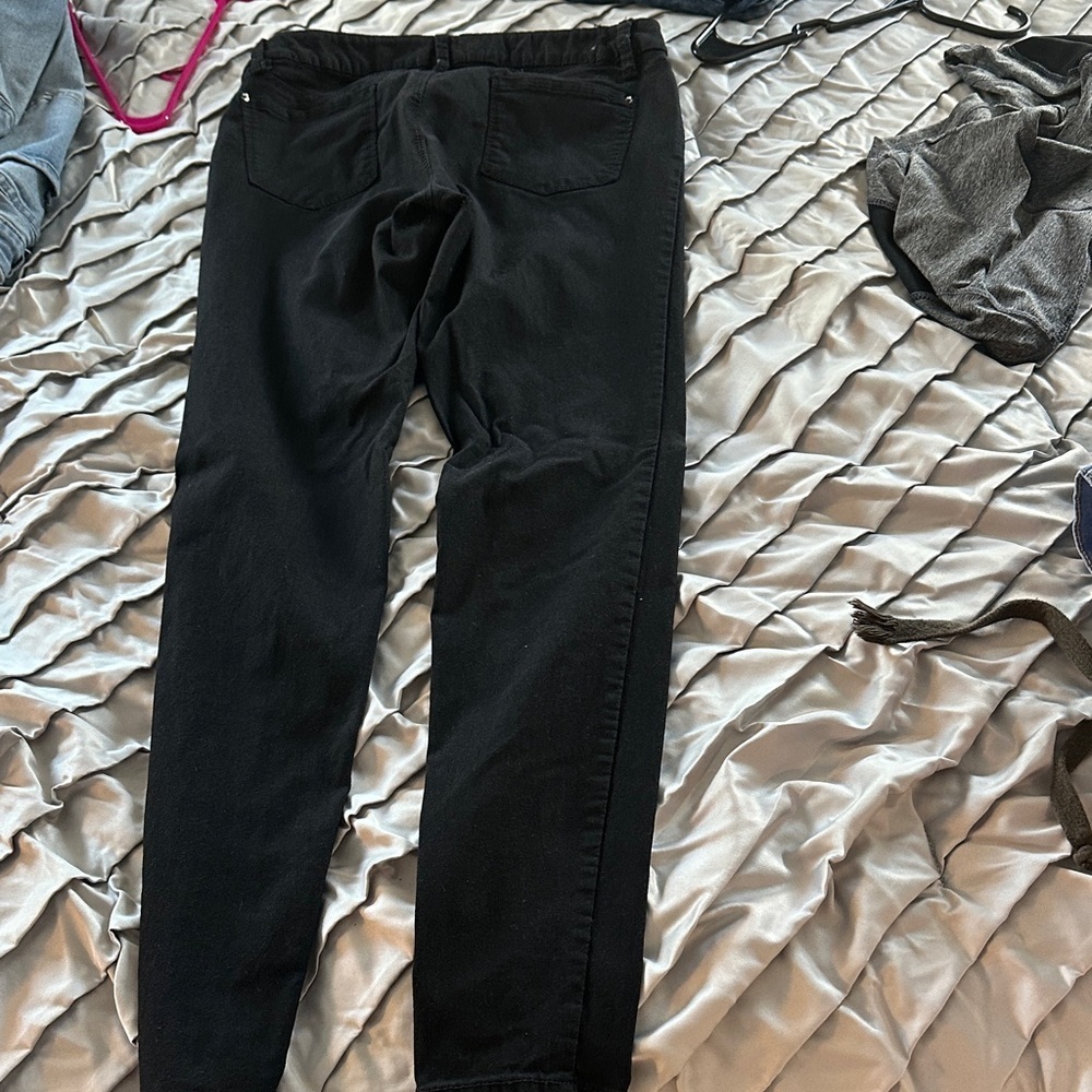 Women's Black Skinny Jeans - Picture 2 of 2